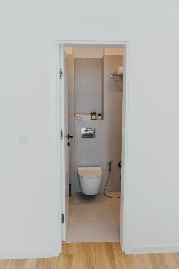 Poppy Downtown Suites Sarajevo SJJ Extérieur photo
